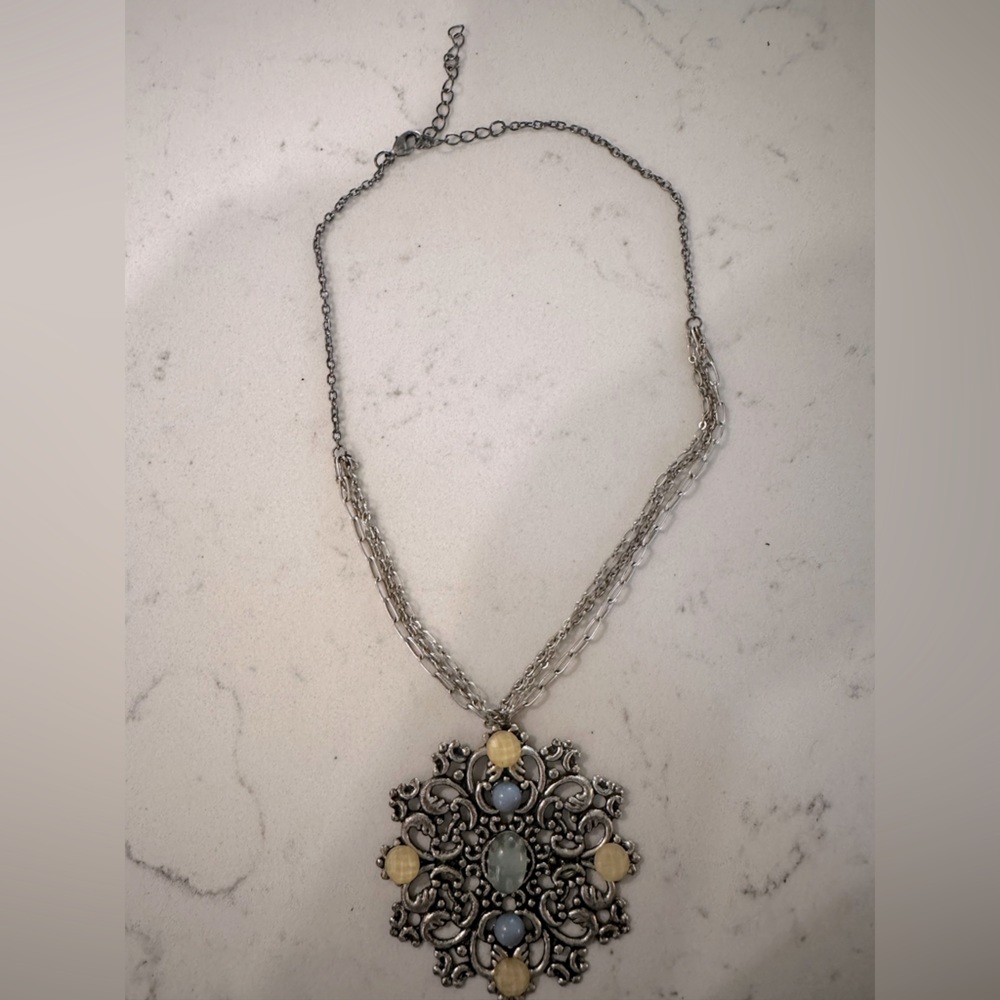 Vintage choker necklace